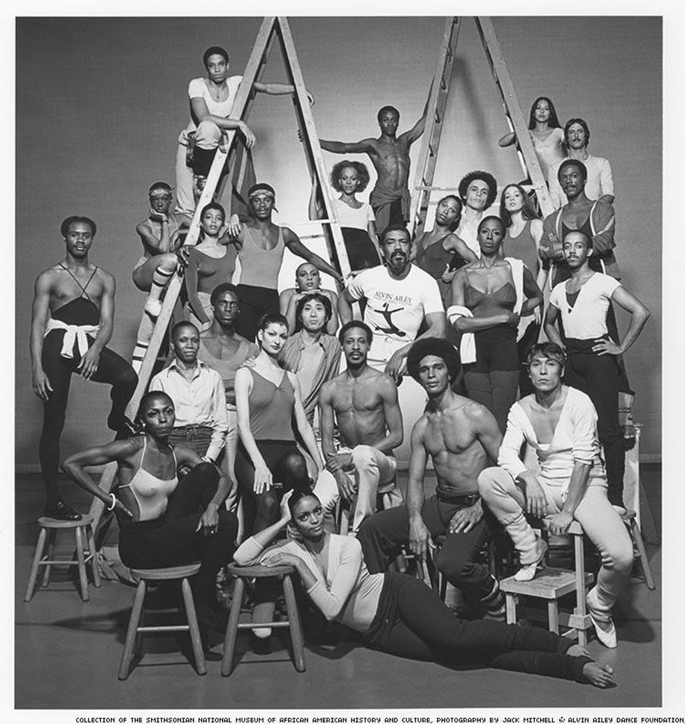 Box_2_pr_226_ailey_company