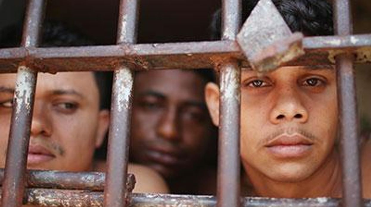 Brazil-prison-gender-x400