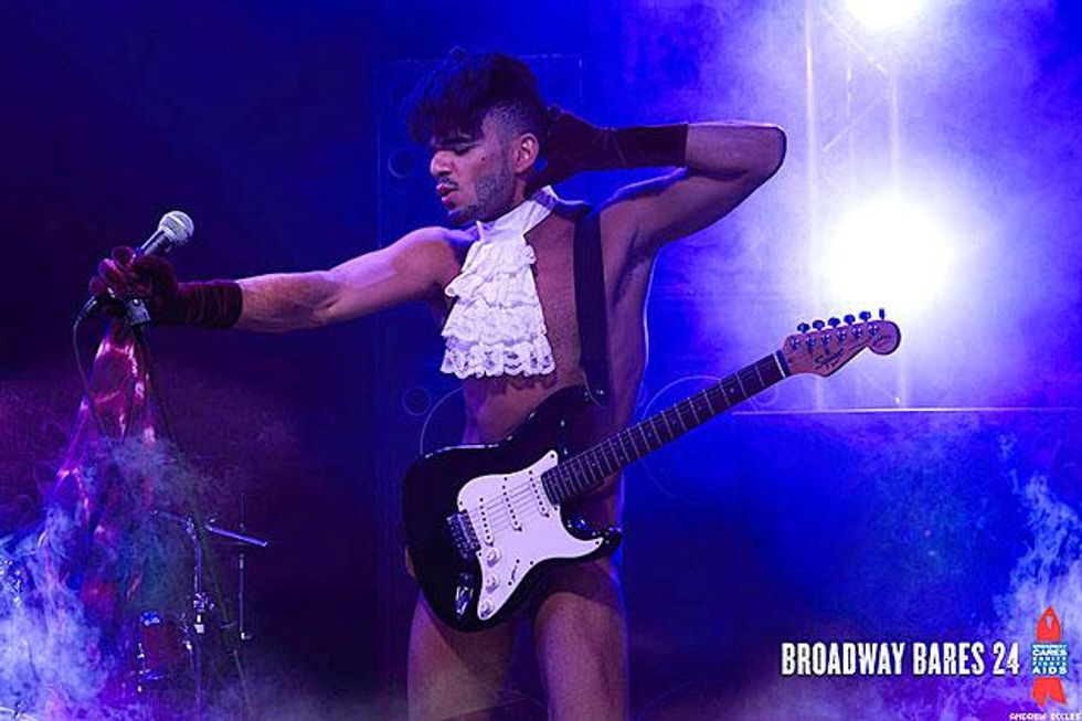 Broadway_bares_24_julius_rubio_x633_0_0