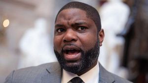 Republican Byron Donalds attacks Democrat David Jolly over trans rights in Florida governor’s race