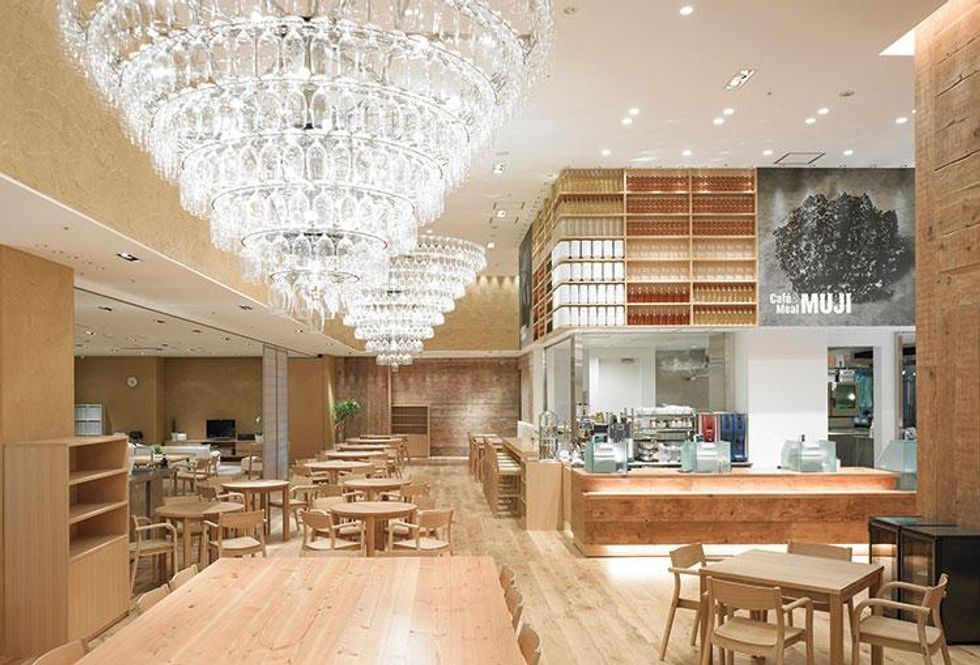 Caf\u00e9 & Meal MUJI Shinjuku, Tokyo