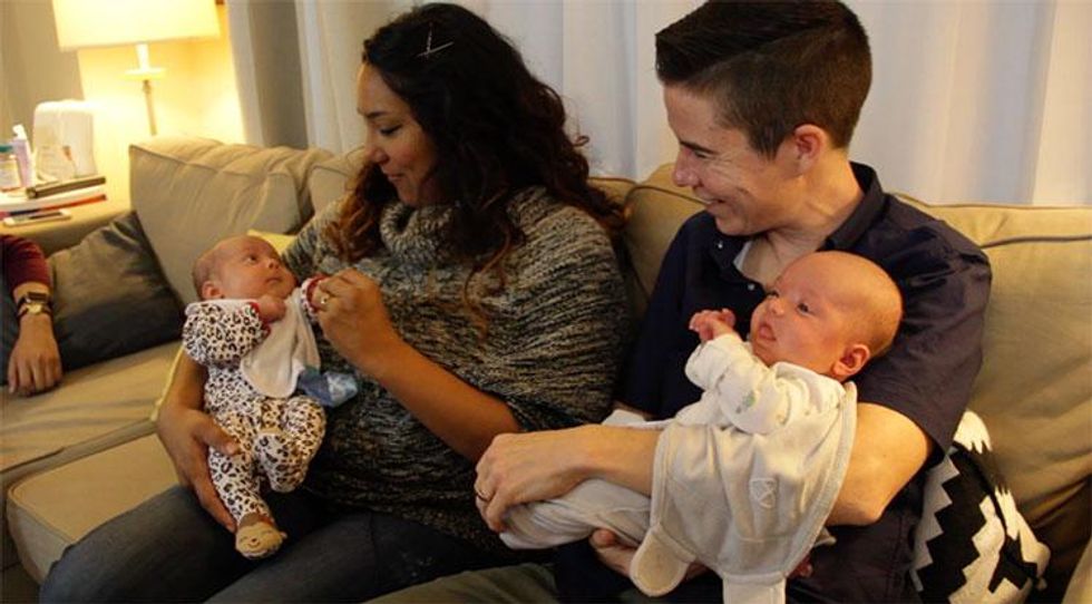 Calling All Lesbians