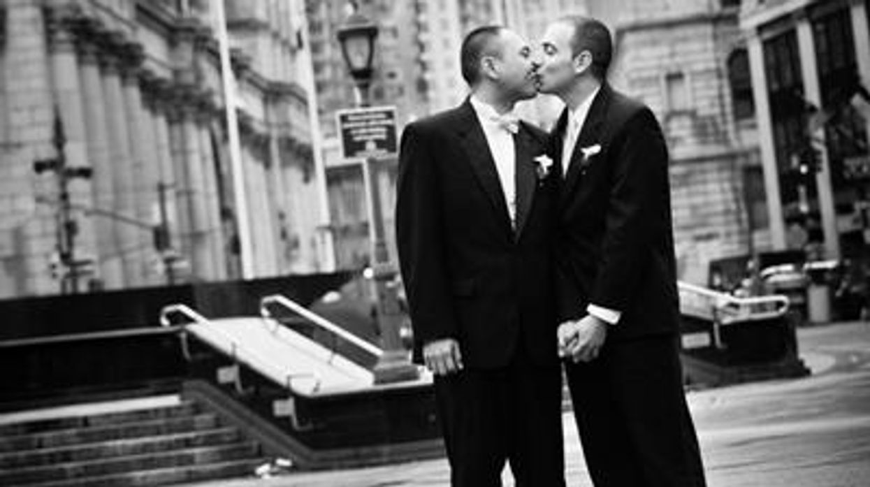 Capturinglovemainx400_adv_0