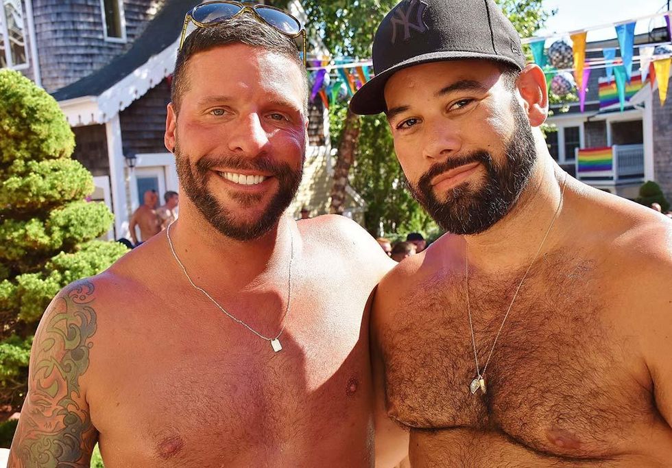 Carnival-pool-party-21