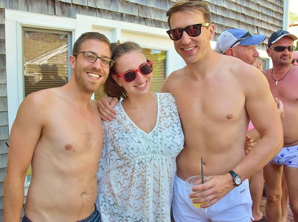 Carnival-pool-party-25