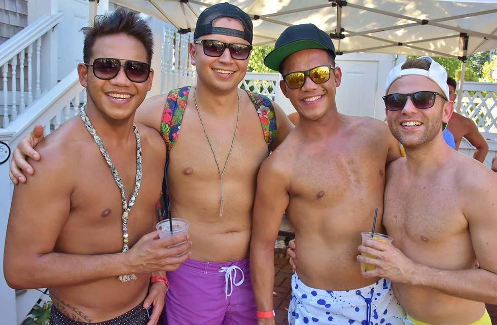 Carnival-pool-party-27