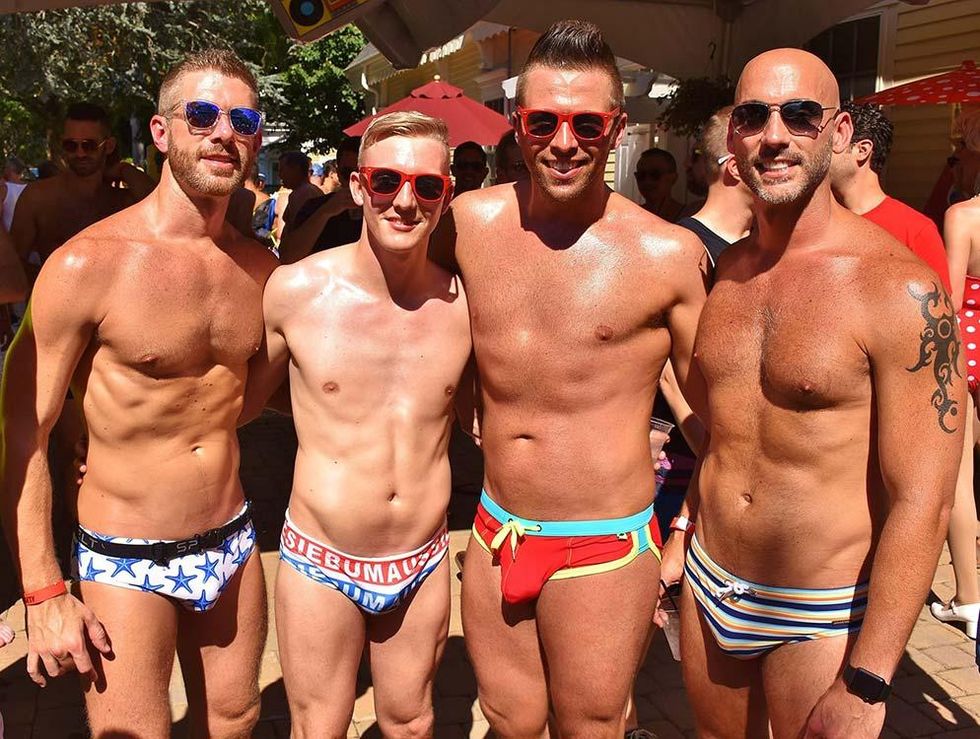 Carnival-pool-party-53