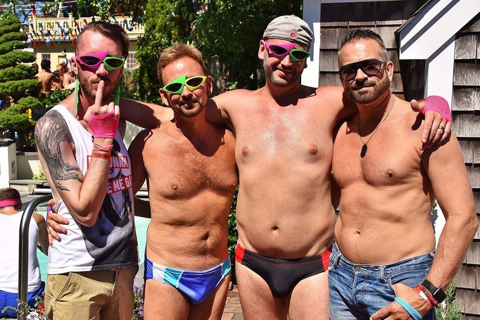 Carnival-pool-party-56