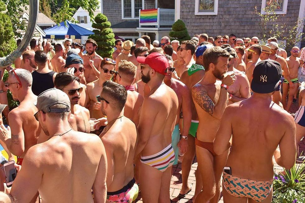 Carnival-pool-party-62