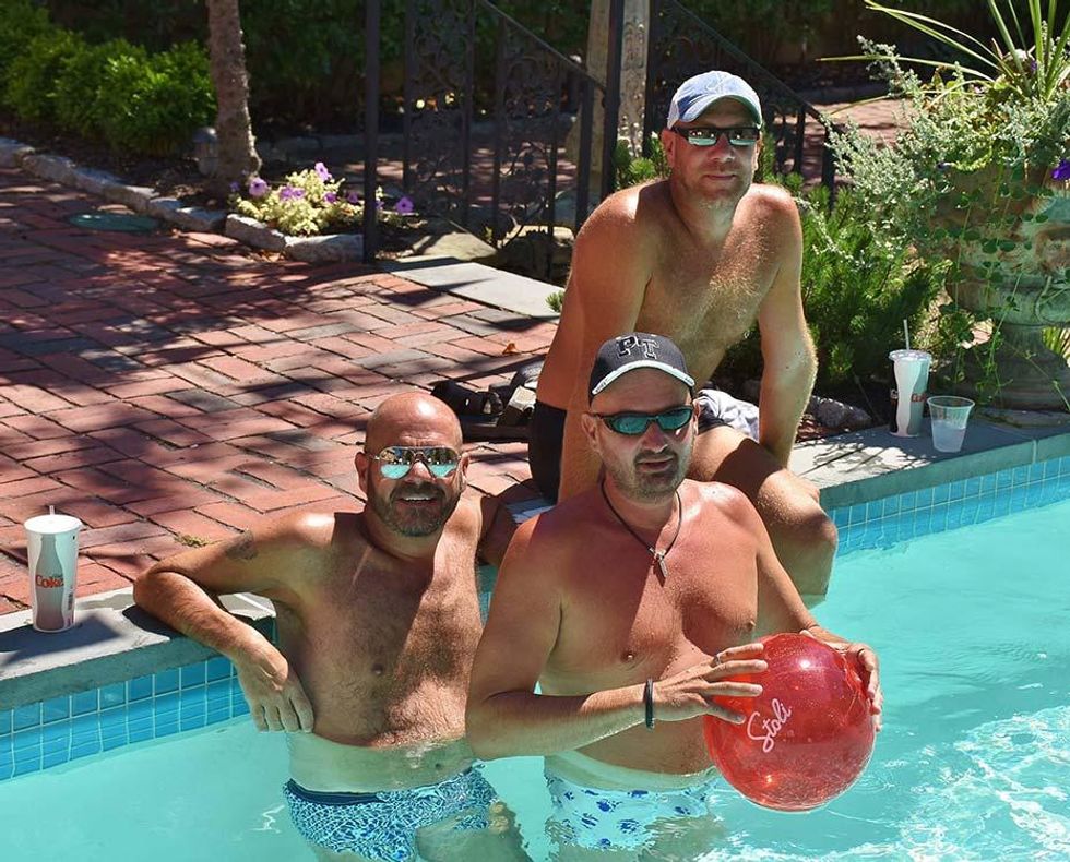 Carnival-pool-party-64