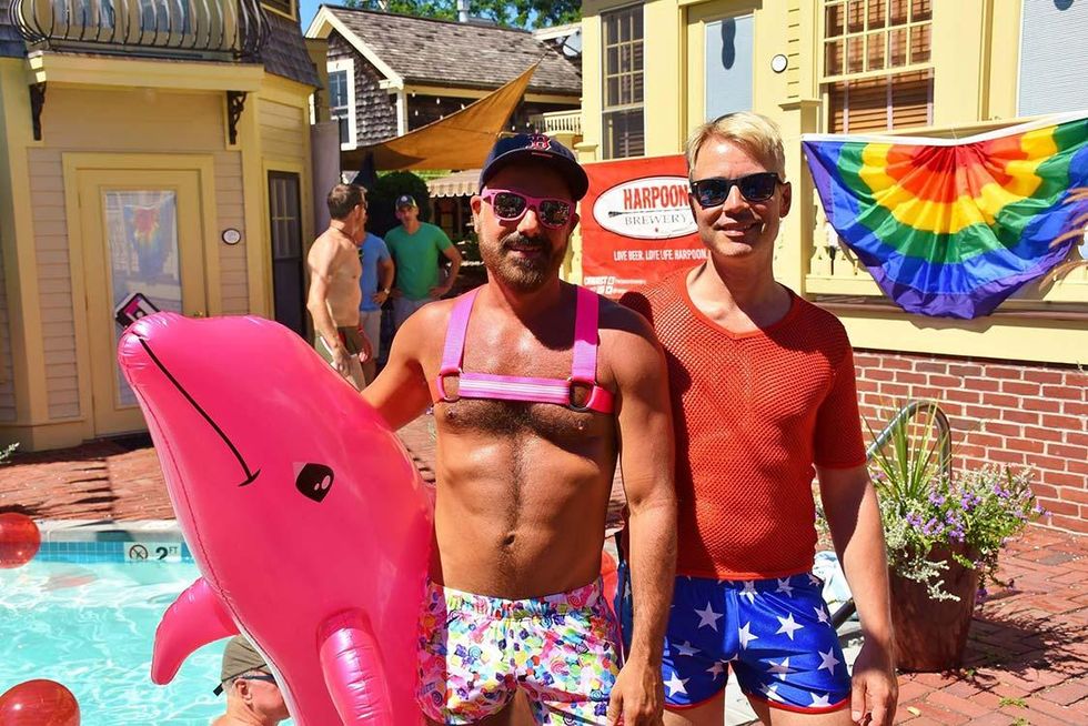 Carnival-pool-party-69