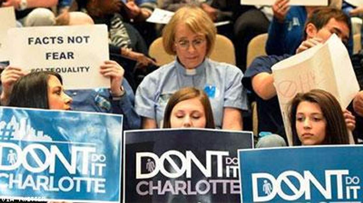 Charlotte-bathrooms-x400