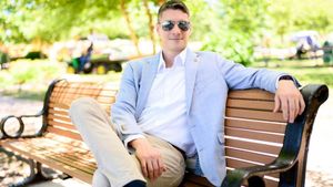 Gay Army Black Hawk pilot Chris Gallant won’t let old fetish photos define his run for Congress