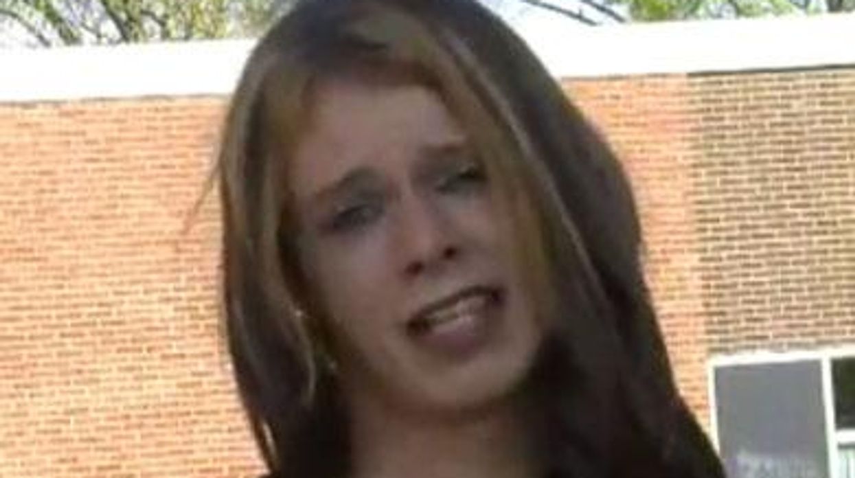 Chrissyleepolisx390_0