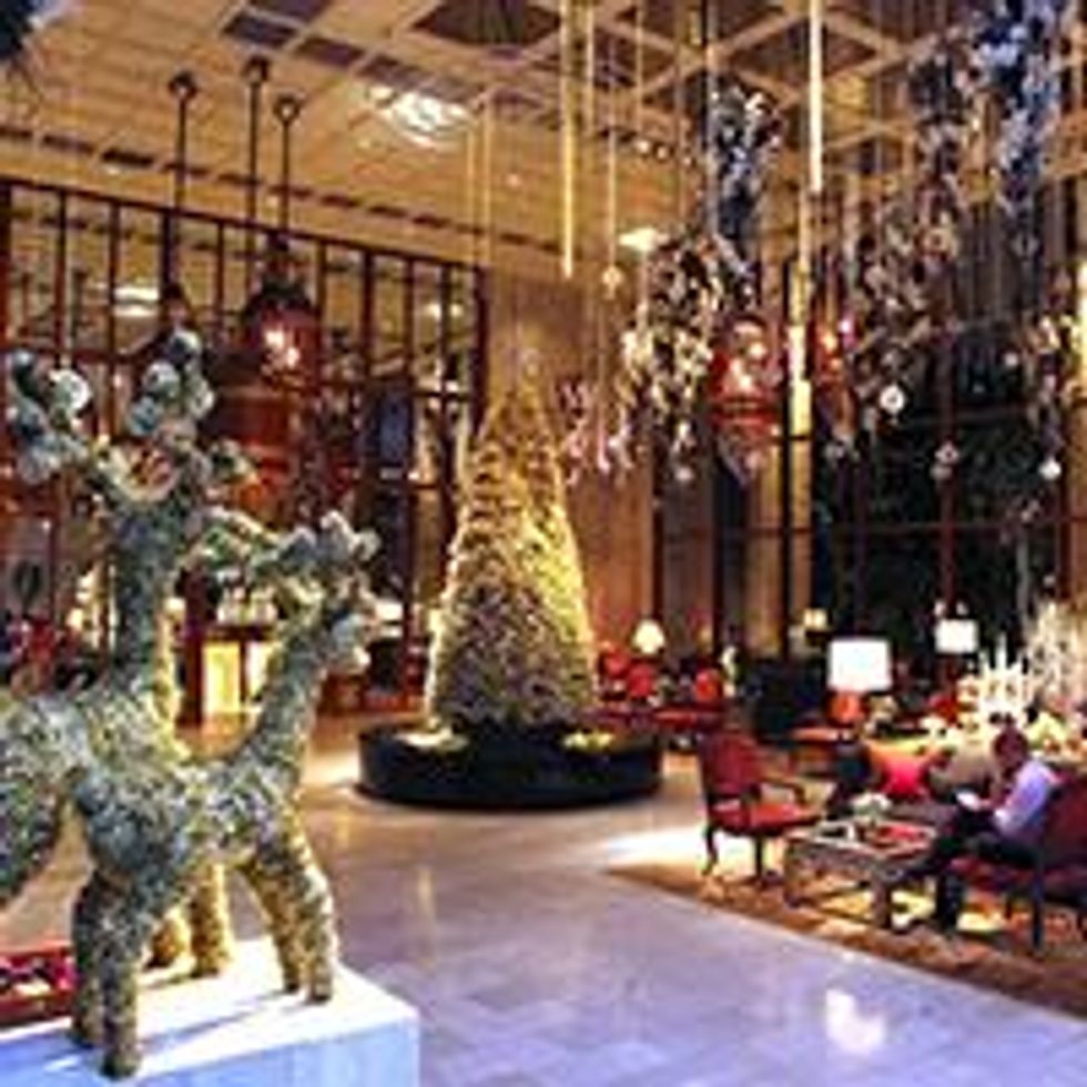 Christmas-at-the-mandarin-oriental-2_0