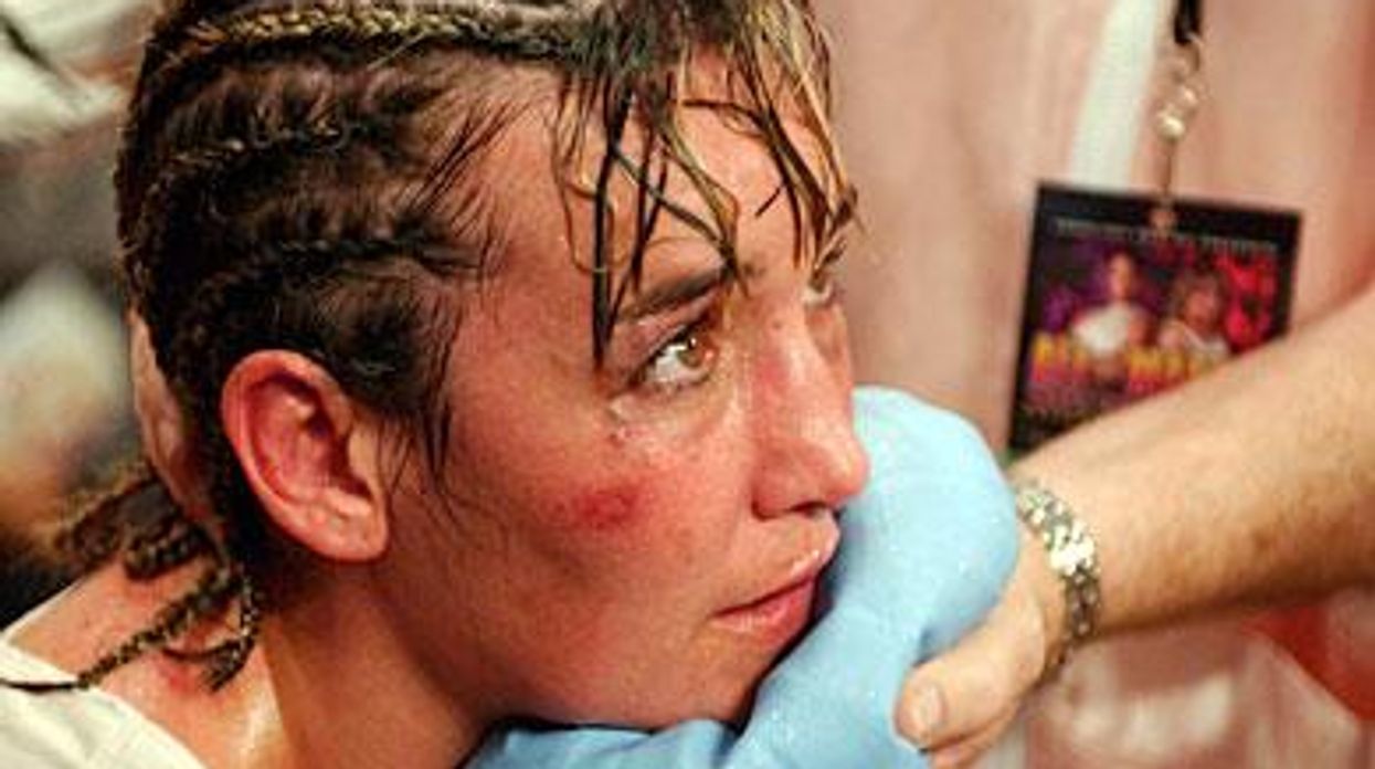 Christy_martinx390_0