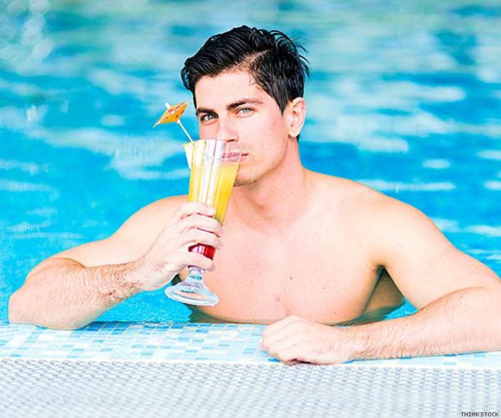 Cocktailspool-479905342x600