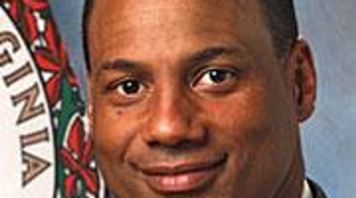 Commissioner_brownx180_0