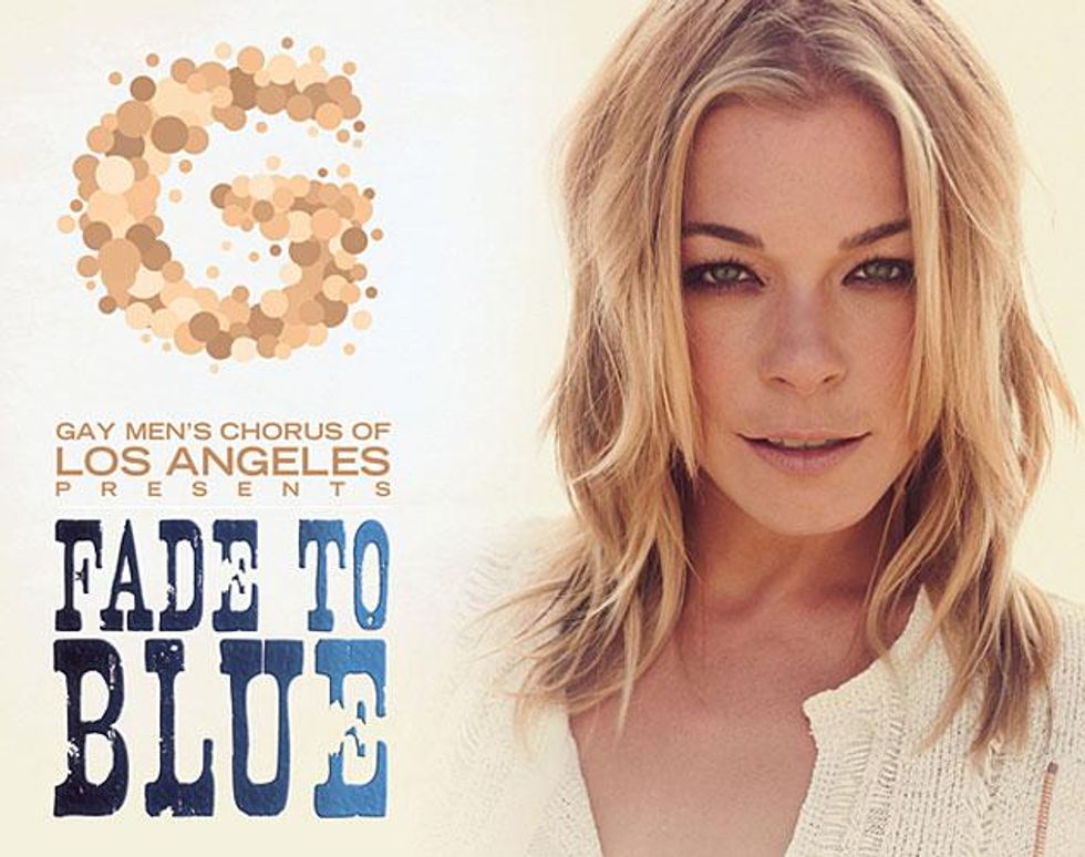 Concert--fade-to-bluex633