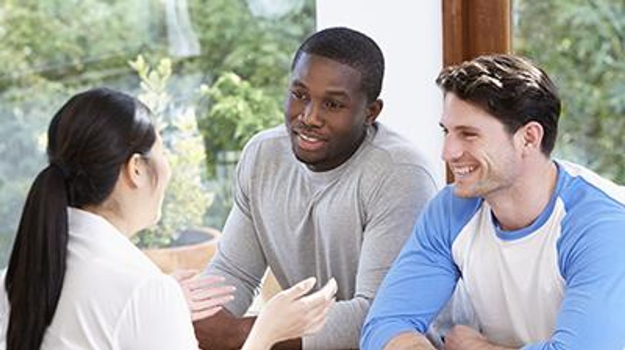 Couple-taking-advice-x400