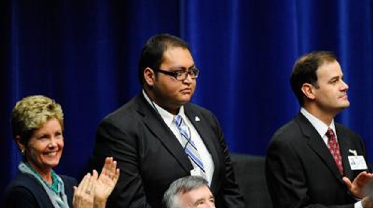 Danielhernandezx400_advocate_0