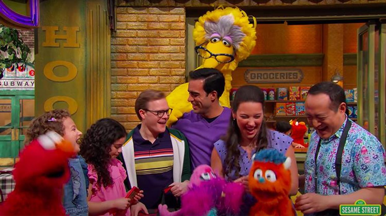 Dave and Frank meet the neighbors on "Sesame Street"