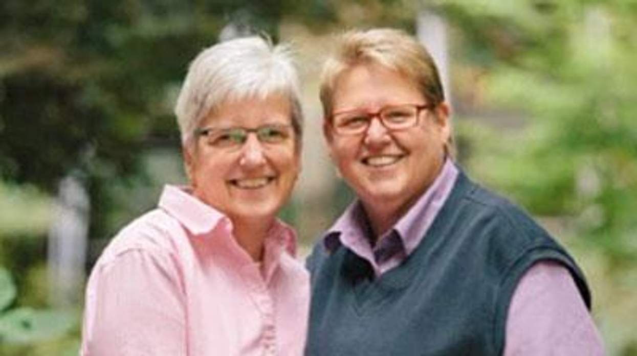 Deanna-geiger-and-janine-nelsonx400