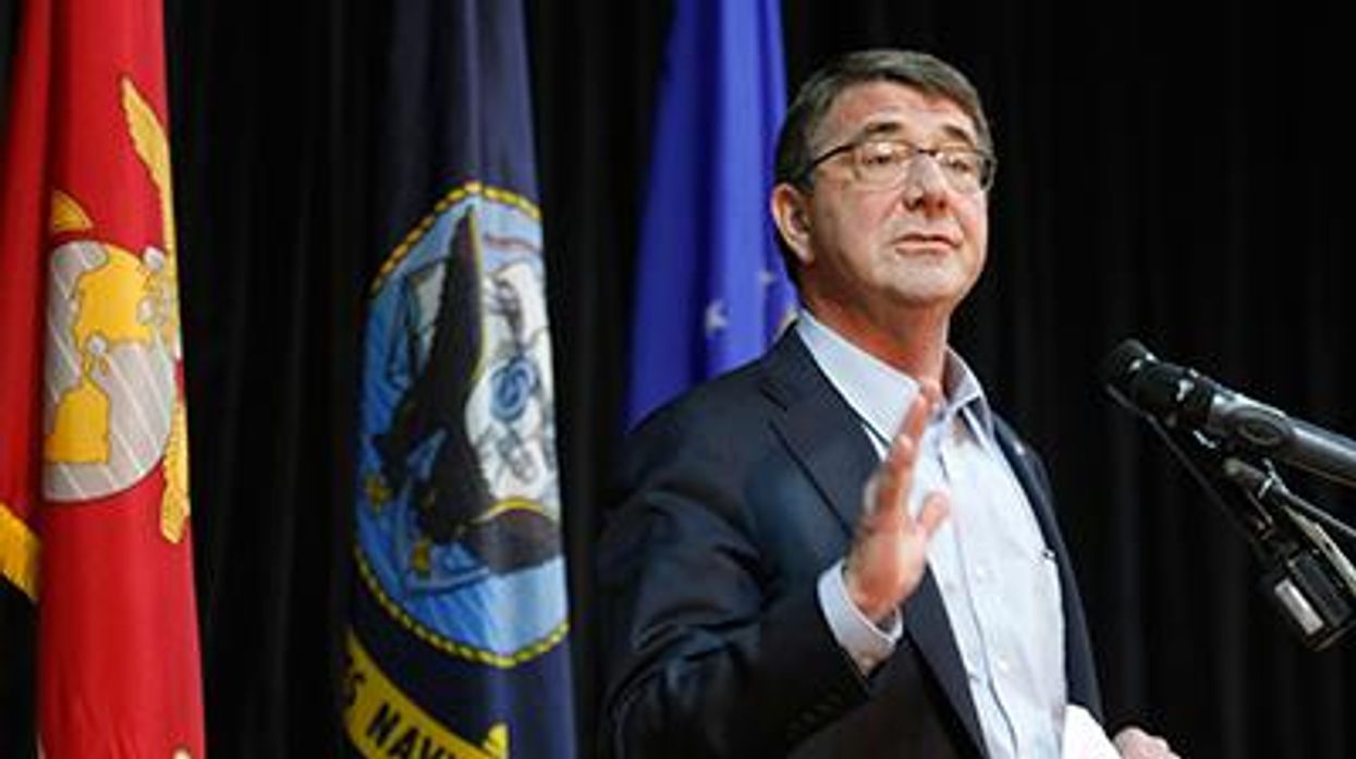 Defense-secretary-ashton-carter-x400
