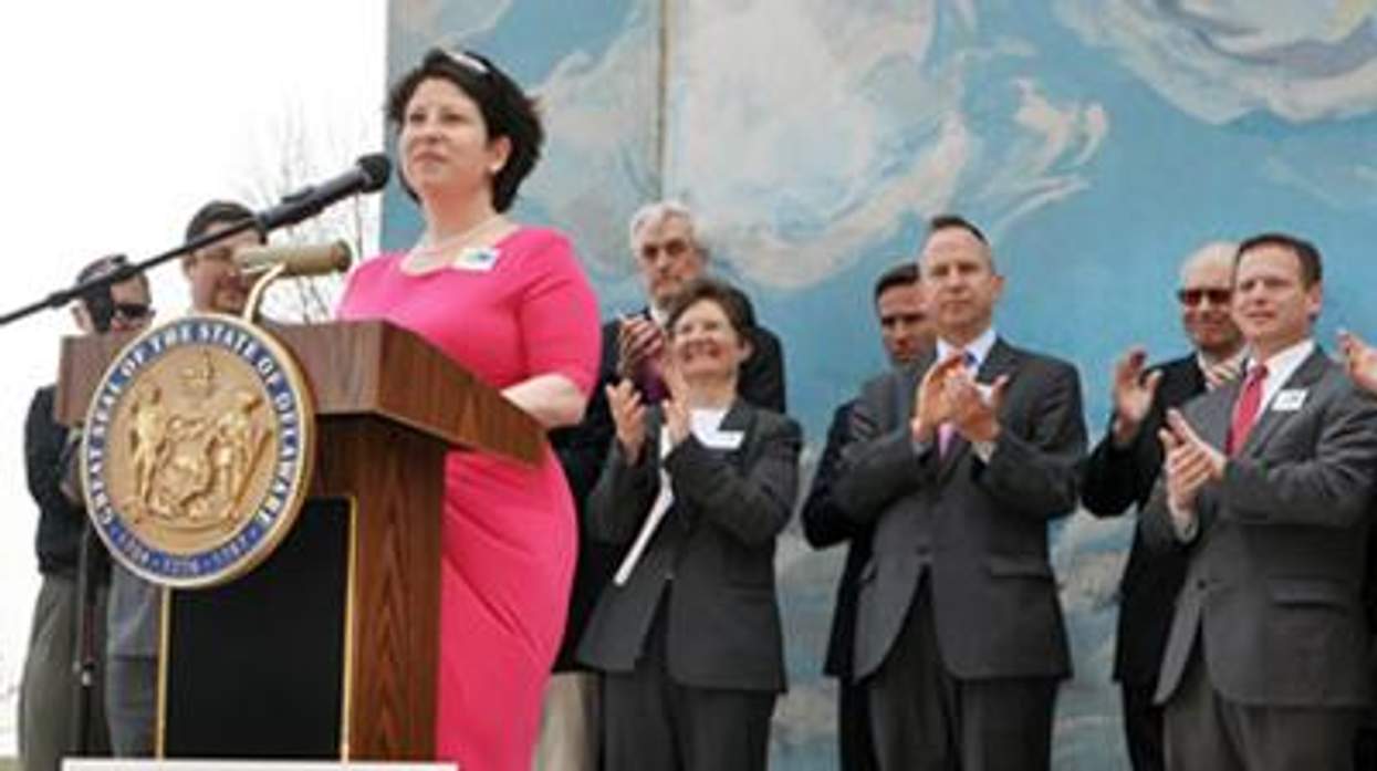 Del_gay_marriage_400_0