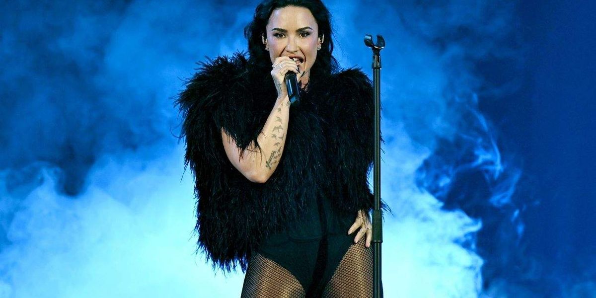 Demi Lovato & Jonathan Bennett will headline a star-studded lineup for the 37th GLAAD Media Awards