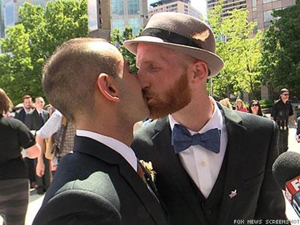 Derek-kitchen-and-moudi-sbeity-1-x400_0