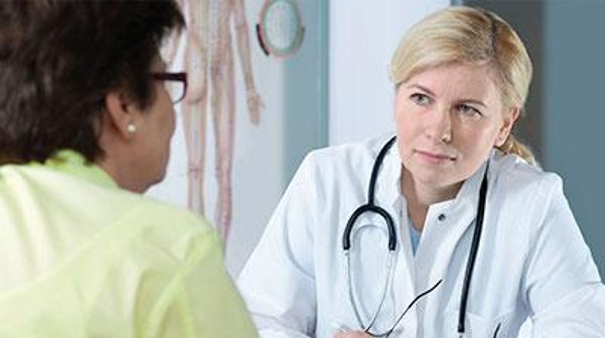 Doctor-and-patient-x400