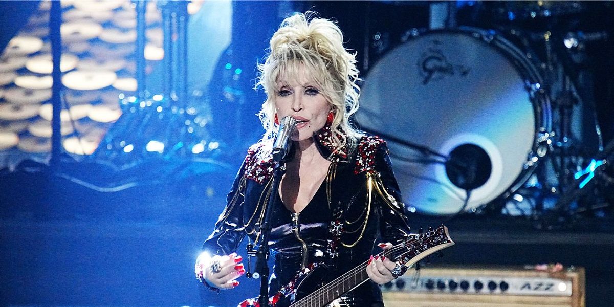 Dolly Parton Announces 'Rockstar' Tracklist and It's Everything We Want and More Dolly Parton Announces 'Rockstar' Tracklist and It's Everything We Want and More
