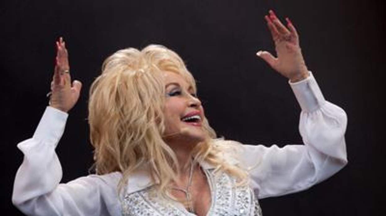 Dollyparton400