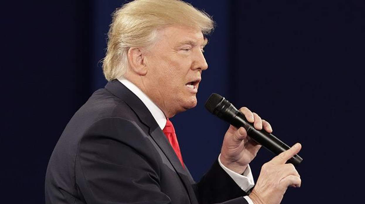 Donald Trump Vows to Appoint Supreme Court Justice 'In the Mold of Scalia'