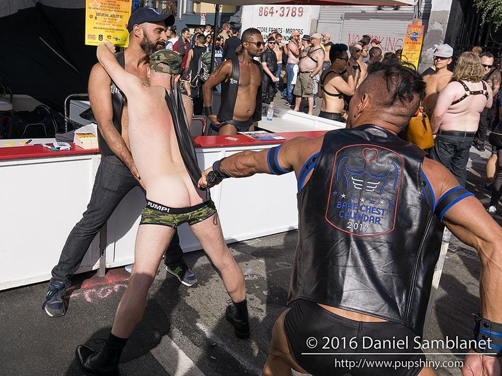 Dore-alley-photography-by-daniel-samblanet-09