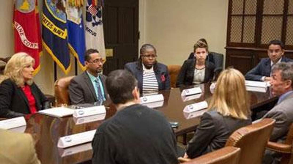 Dr_jill_biden_talks_withx400