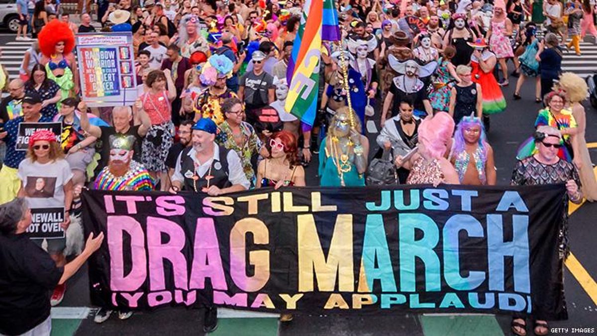 drag march