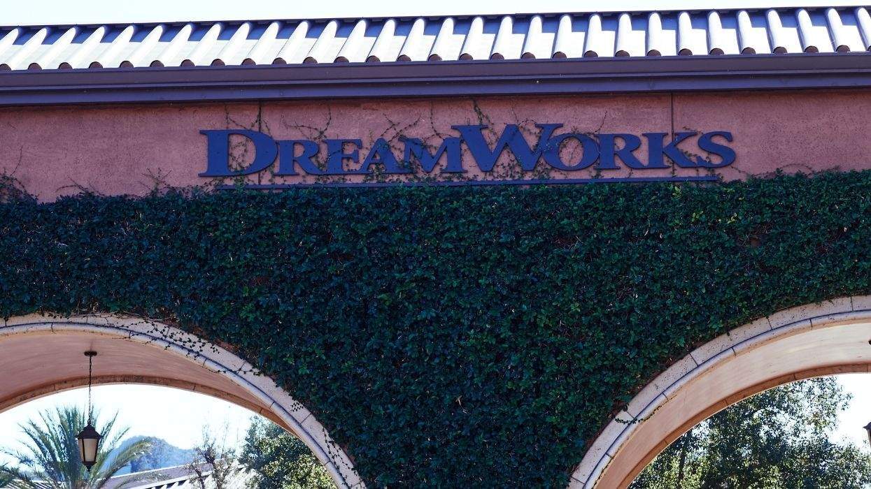 dreamworks pictures entrance