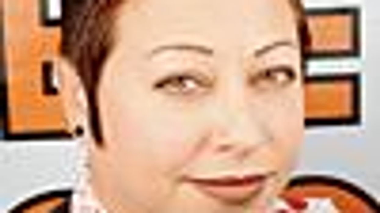 E! News Correspondent Ken Baker