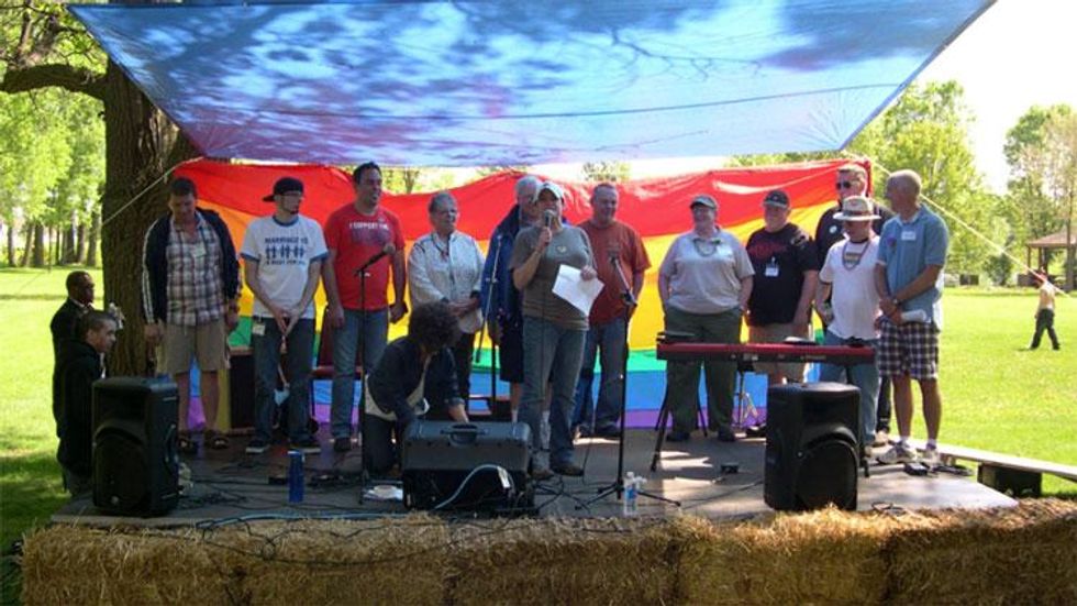 Early-pride-stage-w-hay-bales