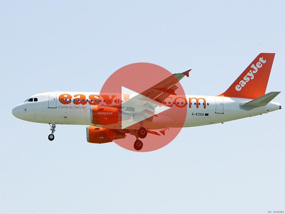 EasyJet Organizes The First Female-Only Flight To Celebrate International Women's Day