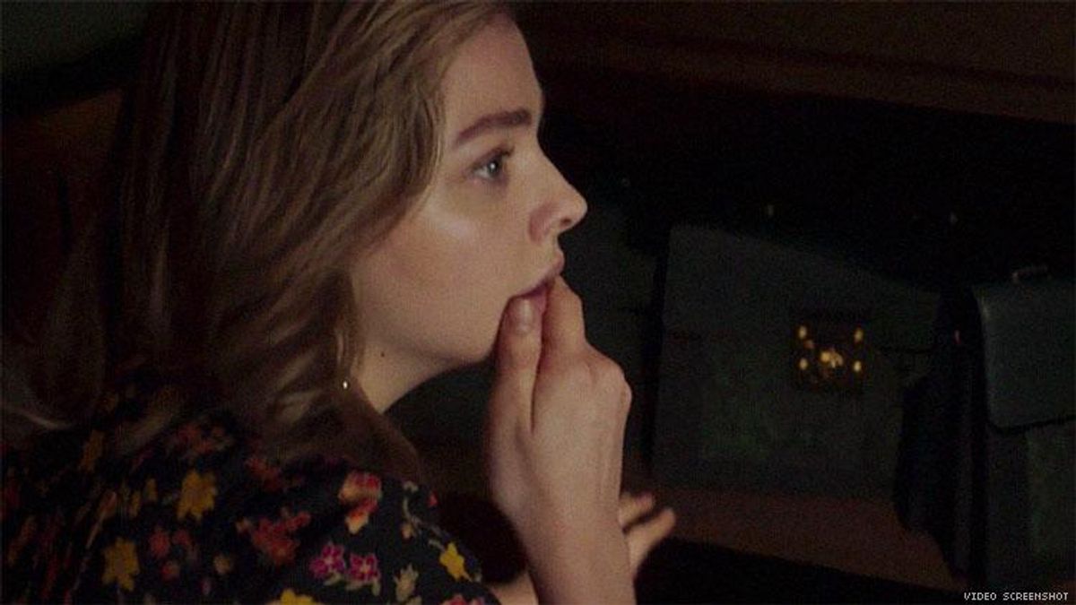 Edit Article Chloë Grace Moretz and Isabelle Huppert Play Cat and Mouse in 'Greta'