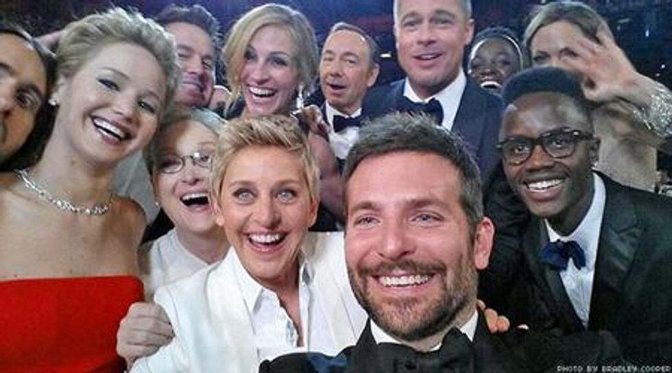 Ellen-oscar-selfie-x633_0