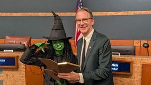 Culver City elects first out gay mayor — and Elphaba helped celebrate