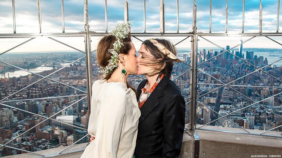 EMPIRE STATE BUILDING'S 25th ANNUAL VALENTINE’S DAY WED
