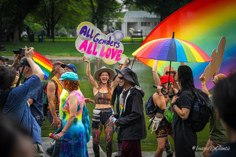 exclusive photo gallery World Pride 2025 Rally and March Washington DC Lincoln memorial to Washington monument around reflecting pool