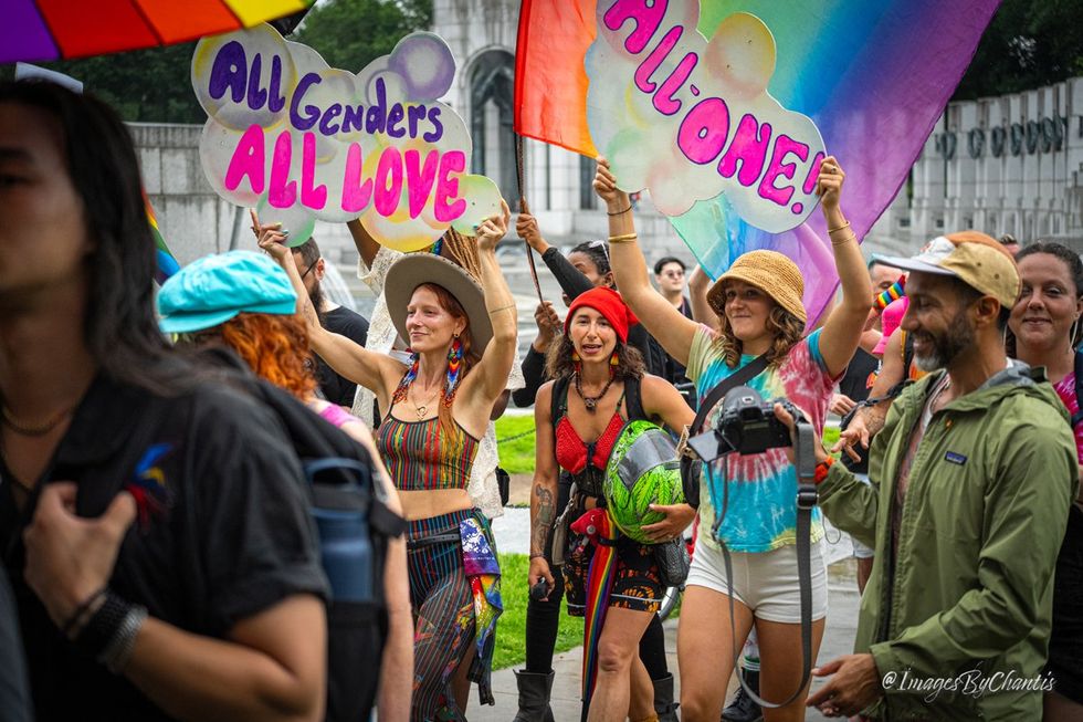 exclusive photo gallery World Pride 2025 Rally and March Washington DC Lincoln memorial to Washington monument around reflecting pool