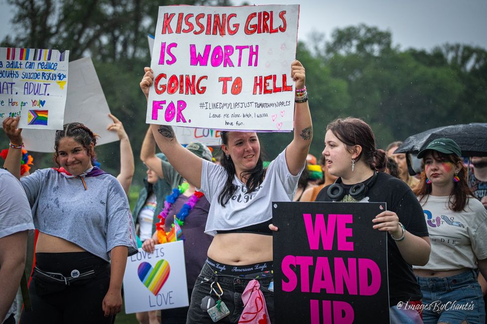 exclusive photo gallery World Pride 2025 Rally and March Washington DC Lincoln memorial to Washington monument around reflecting pool