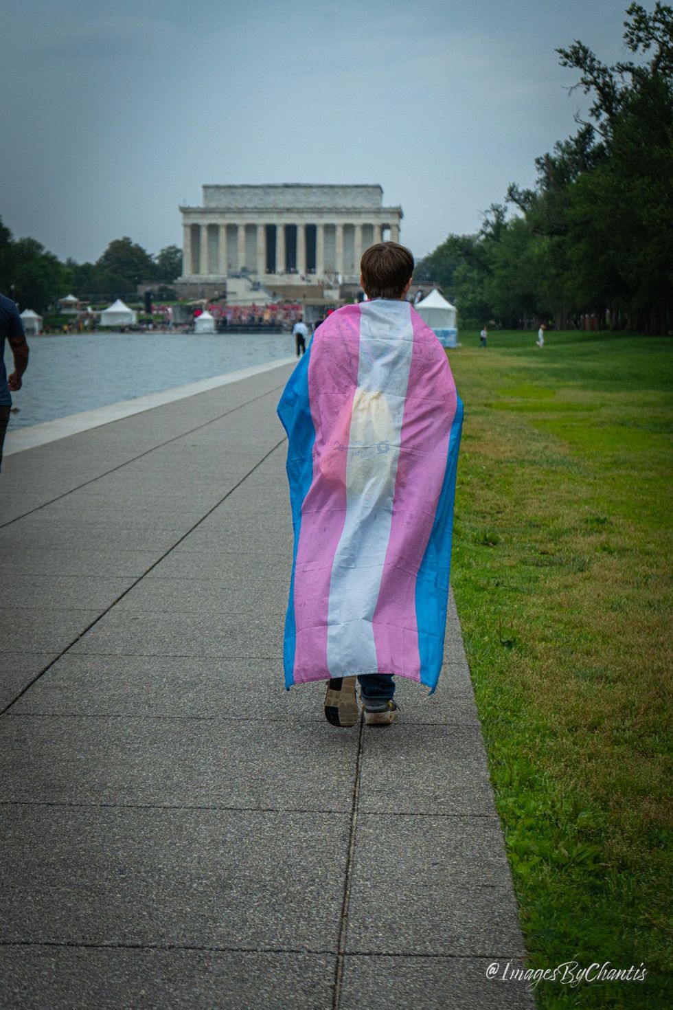 exclusive photo gallery World Pride 2025 Rally and March Washington DC Lincoln memorial to Washington monument around reflecting pool
